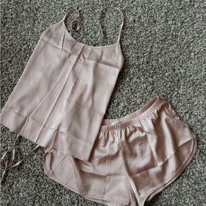 Elegant Pink Women's Sleepwear Set